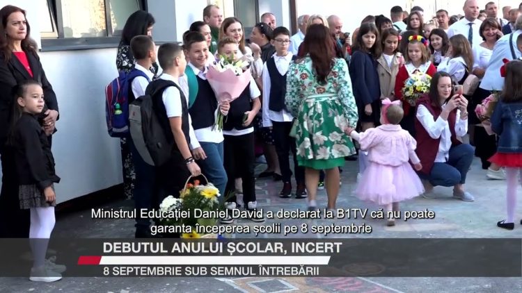 Ciprian Anton, șeful ISJ Suceava, și ministrul Educației, Daniel David, apar într-o captură video cu textul „Debutul anului școlar în incertitudine”.